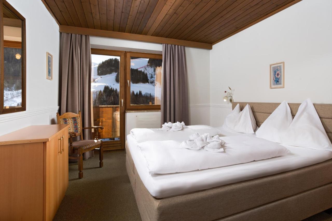 Appartementhaus Tannenberg Saalbach-Hinterglemm Zewnętrze zdjęcie