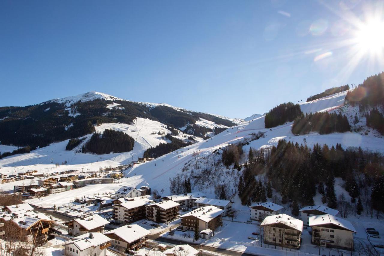 Appartementhaus Tannenberg Saalbach-Hinterglemm Zewnętrze zdjęcie